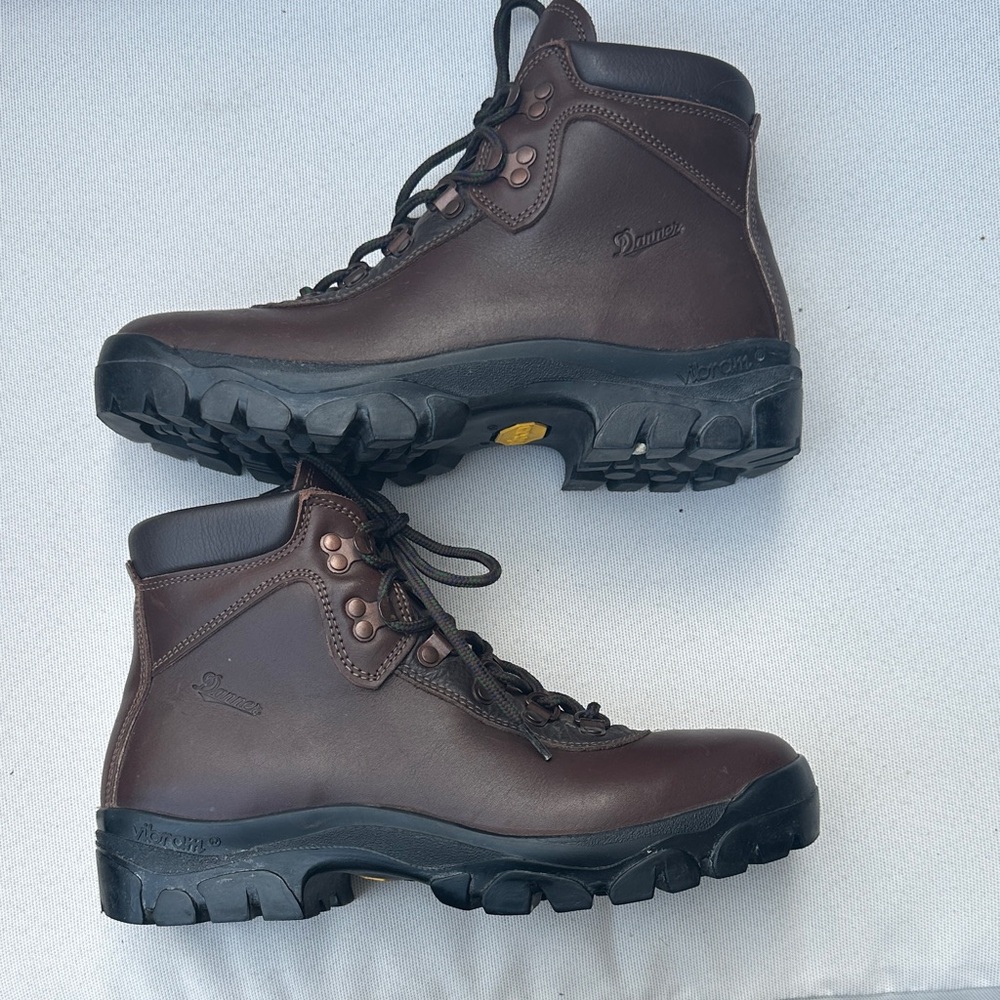 Danner Men's Chocolate Brown Leather Hiking Boots - Worn Once